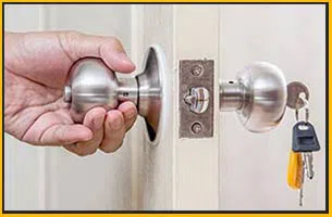 Lake Worth Lock And Key Lake Worth, FL 561-692-4273 Lake Worth Lock And Key Lake Worth, FL 561-692-4273 - 18-Unlock-Door